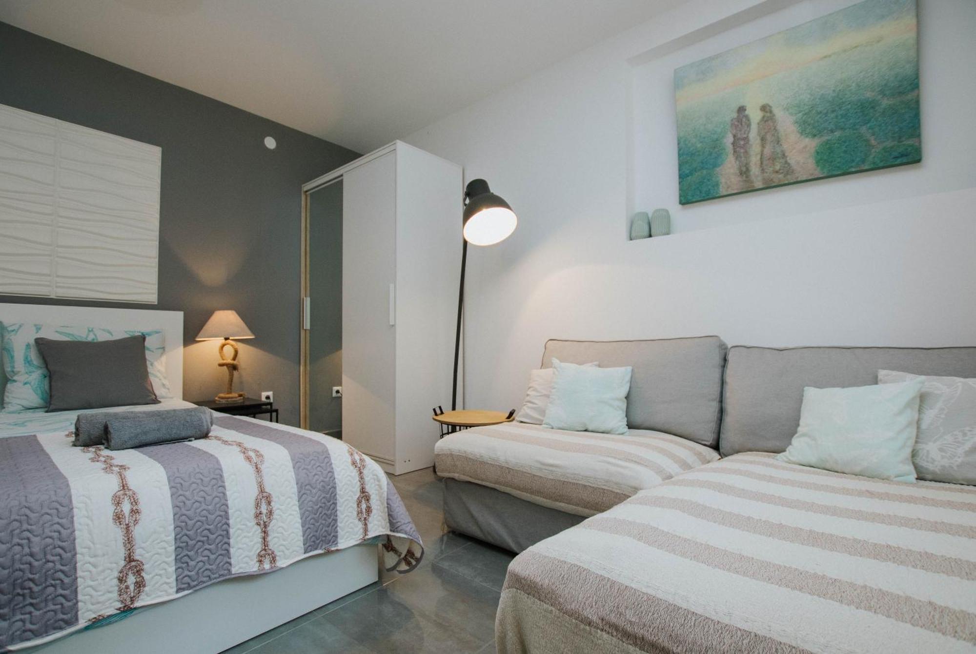 Mamma Mia Apartments-City Center Hvar Town Kültér fotó